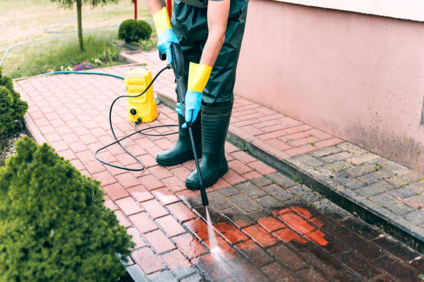 Best Sidewalk and Walkway Pressure Cleaning in Estherville, IA